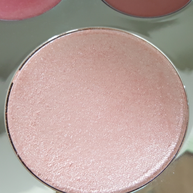 Becca xJaclyn Hills Champagne Collection Review